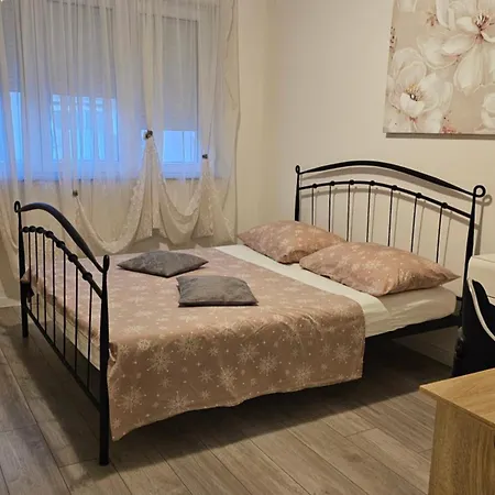 Toni Apartament